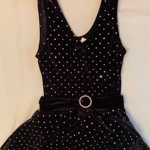 A Wish Come True Hollywood Black Dance Costume Large Child Size 12-14